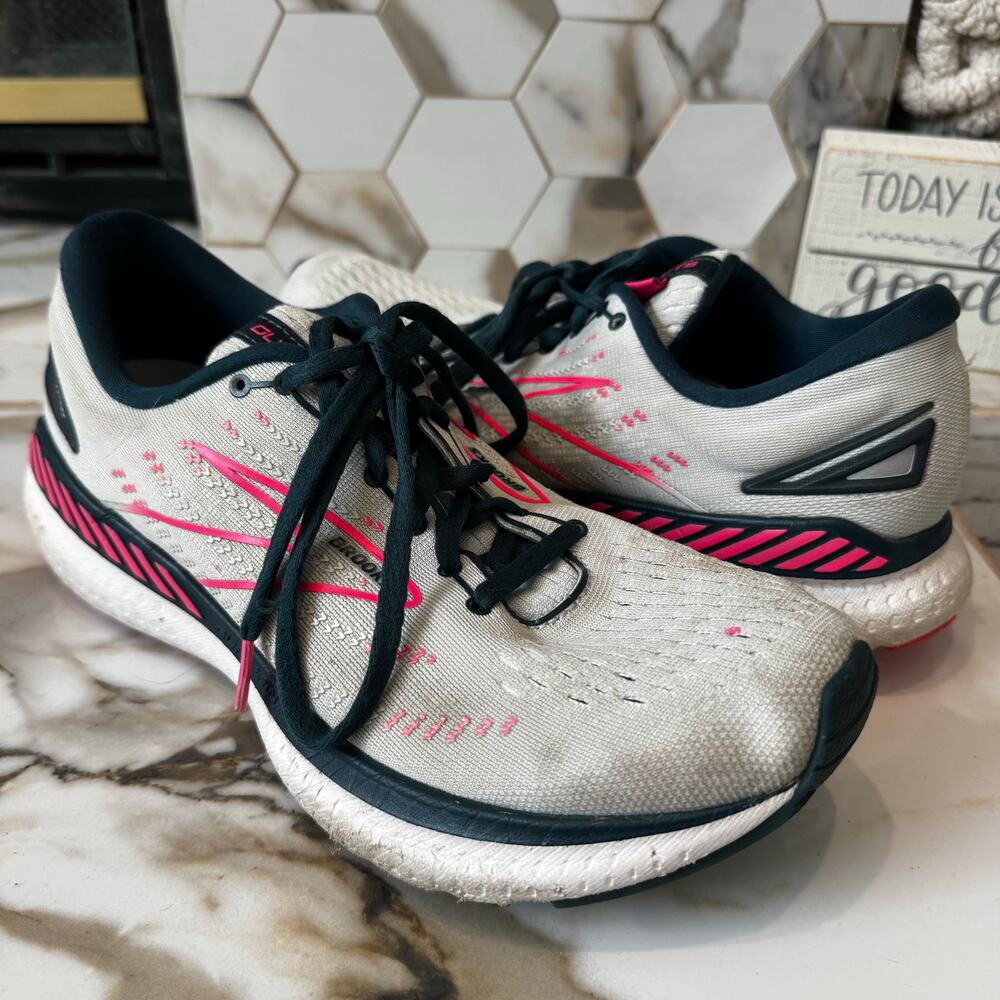 Brooks Women’s Glycerin 19 Running Shoes Sneakers Size 9.5 Athleisure Activewear